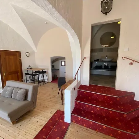 Burg Stettenfels Apartment *