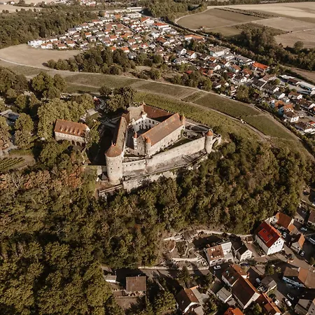 Apartament Burg Stettenfels Untergruppenbach